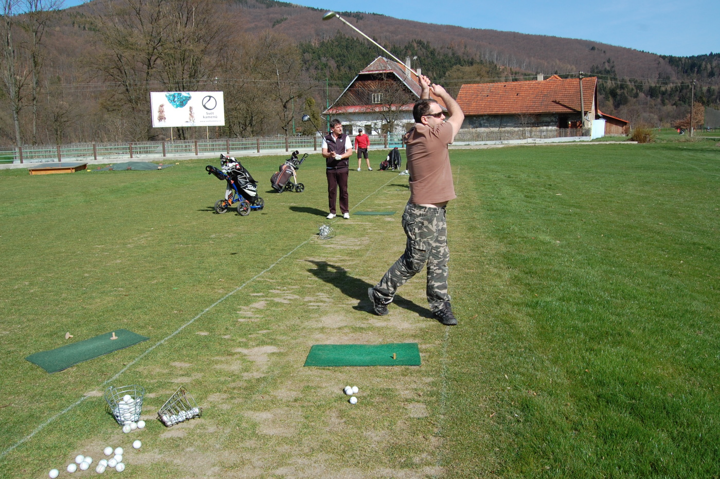 img00098.jpg