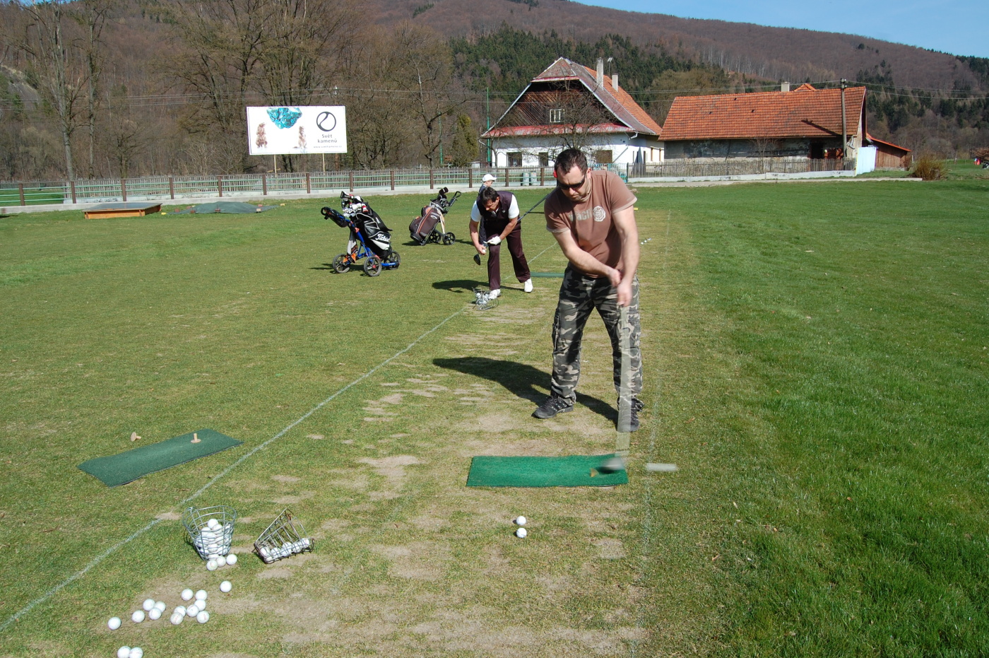 img00104.jpg