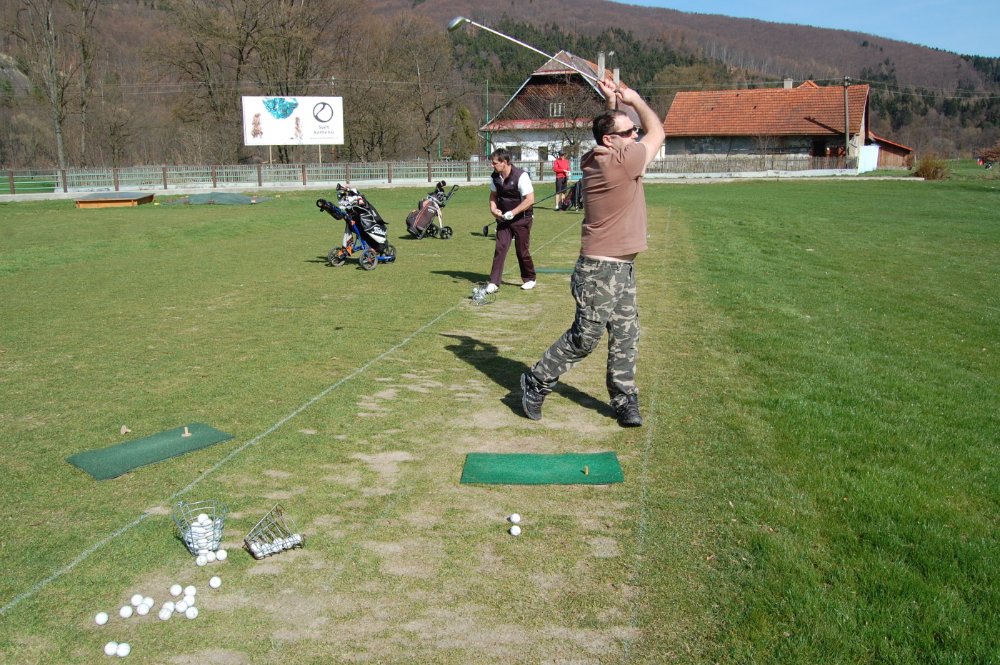 img00105.jpg