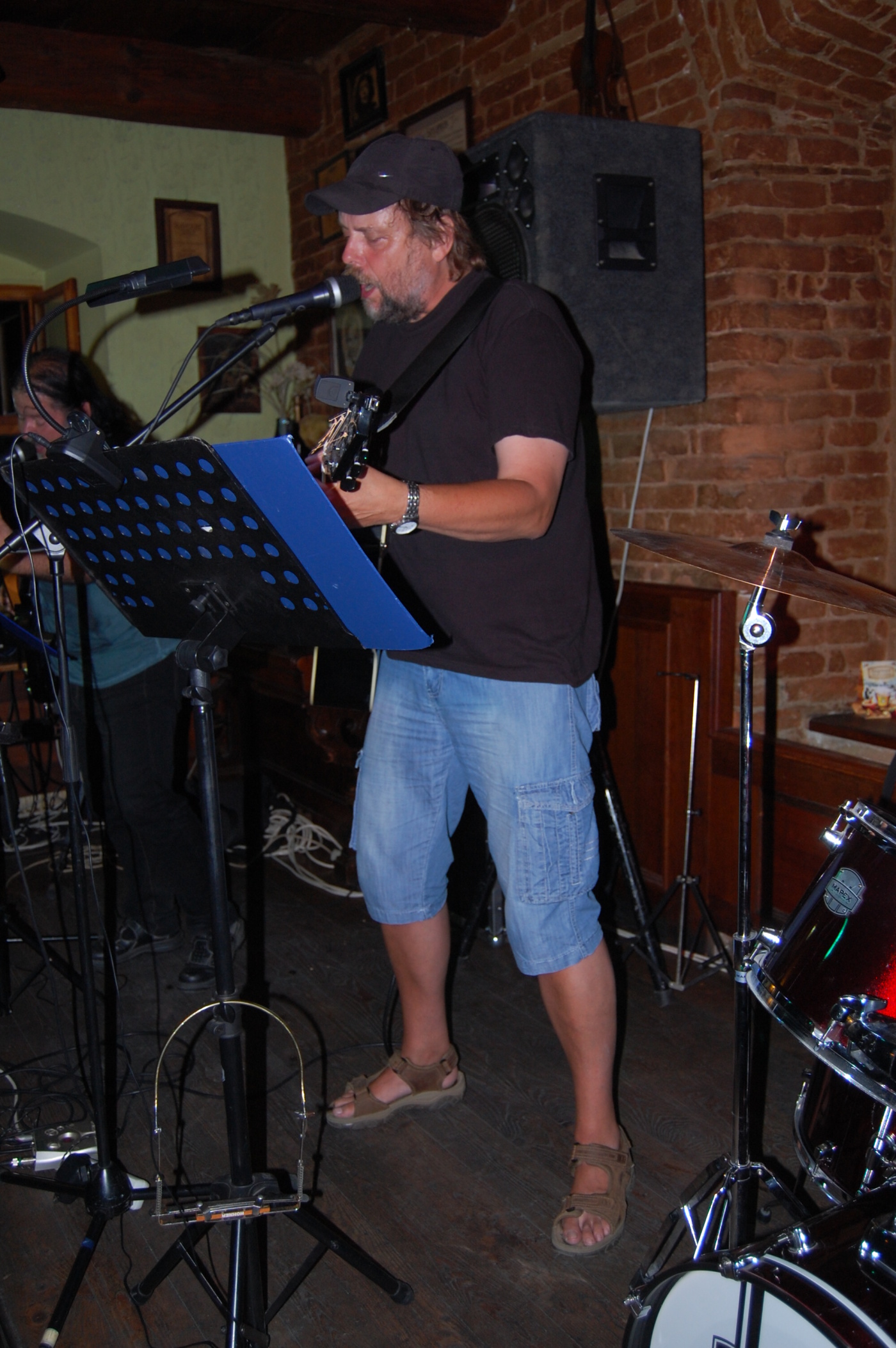 img00025.jpg