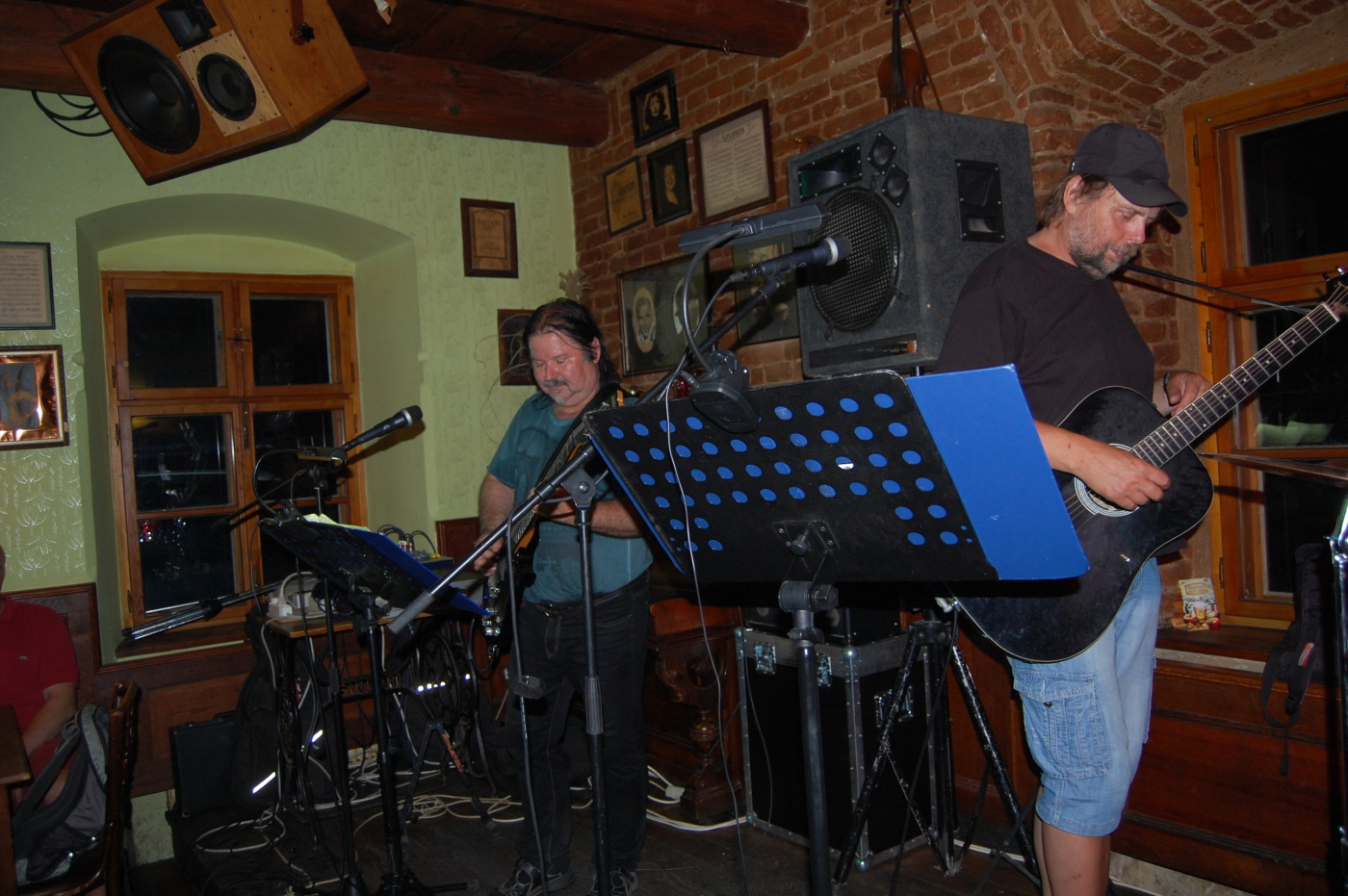 img00032.jpg