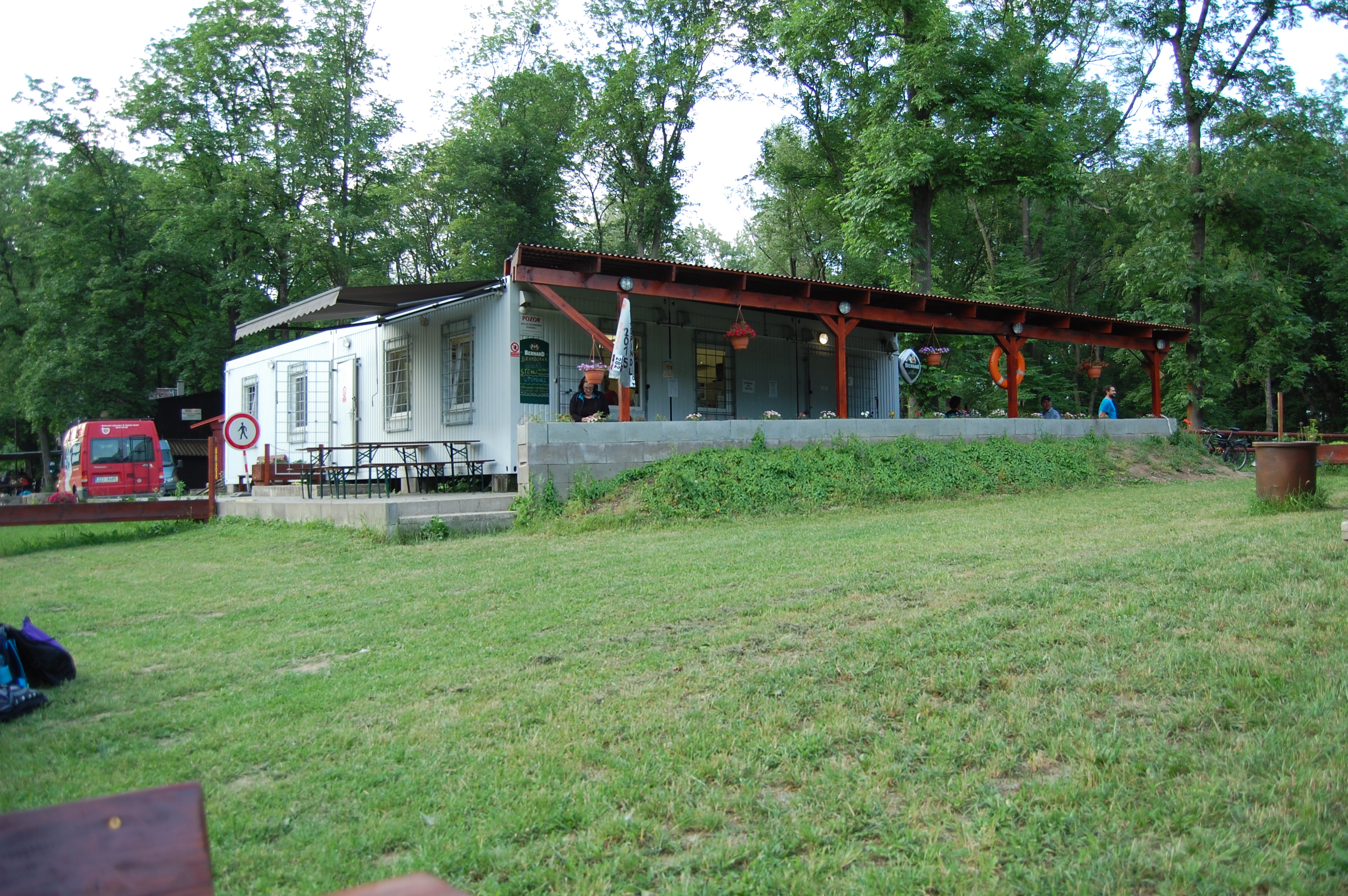 img00077.jpg