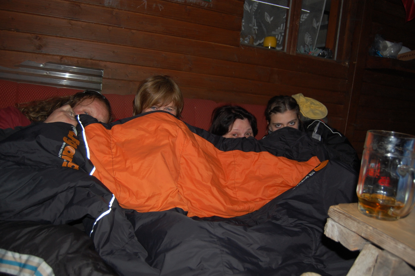 img00100.jpg