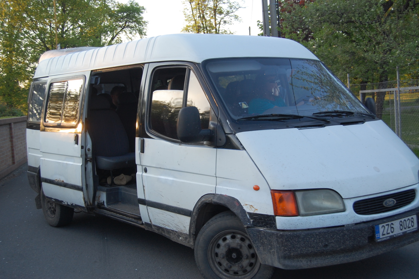 img00204.jpg
