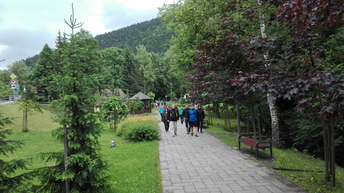 img00002.jpg