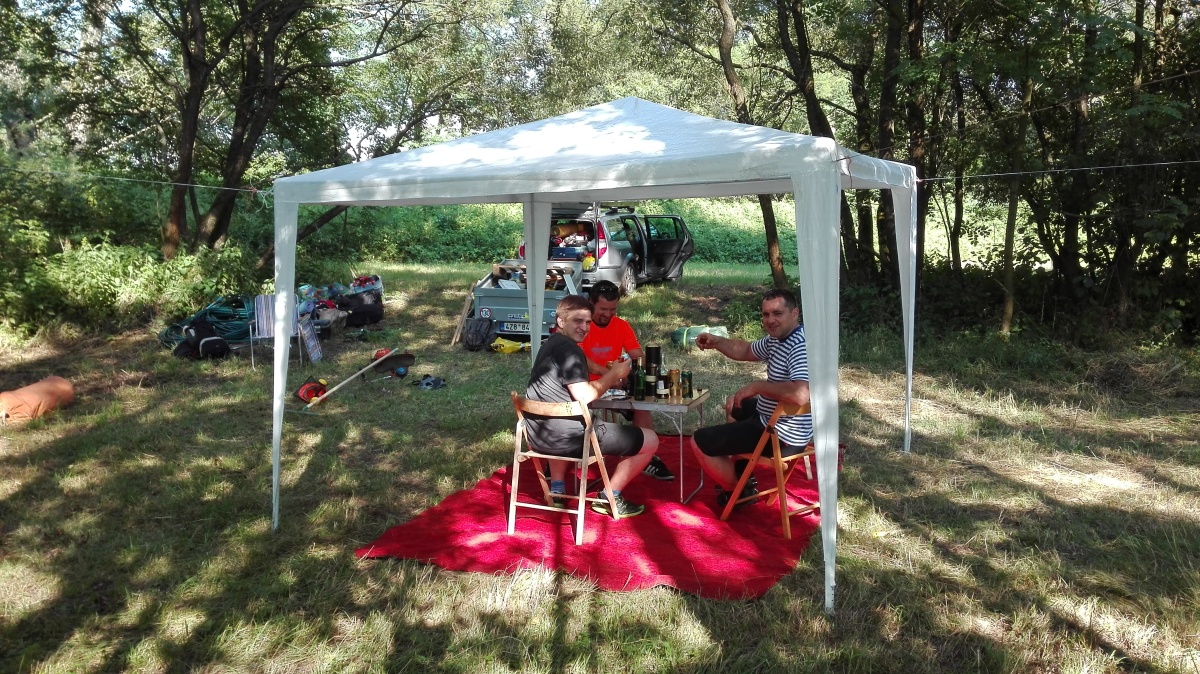 img00004.jpg