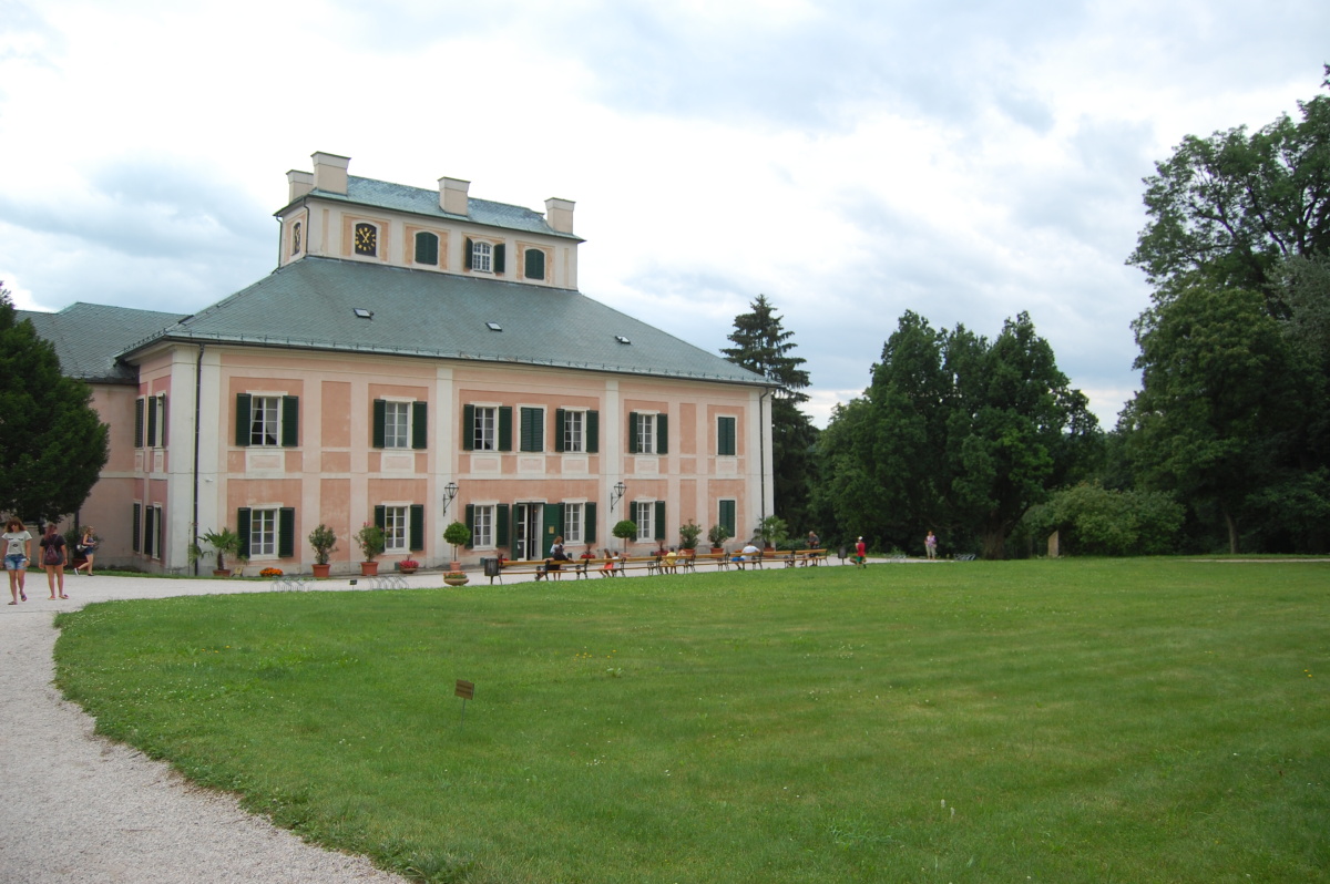img00132.jpg