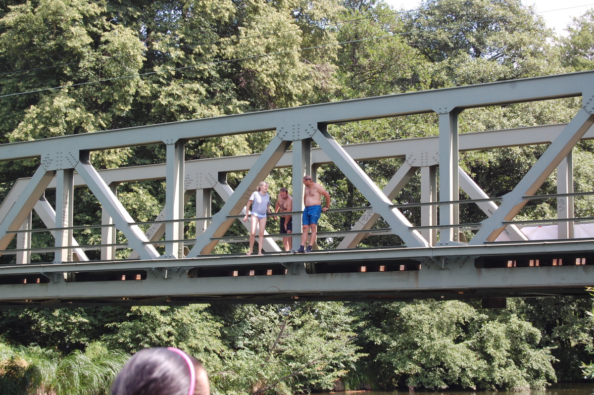 img00099.jpg