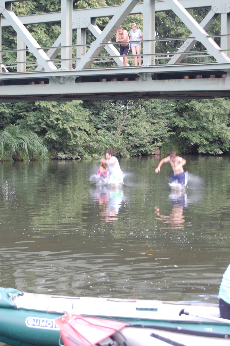 img00103.jpg
