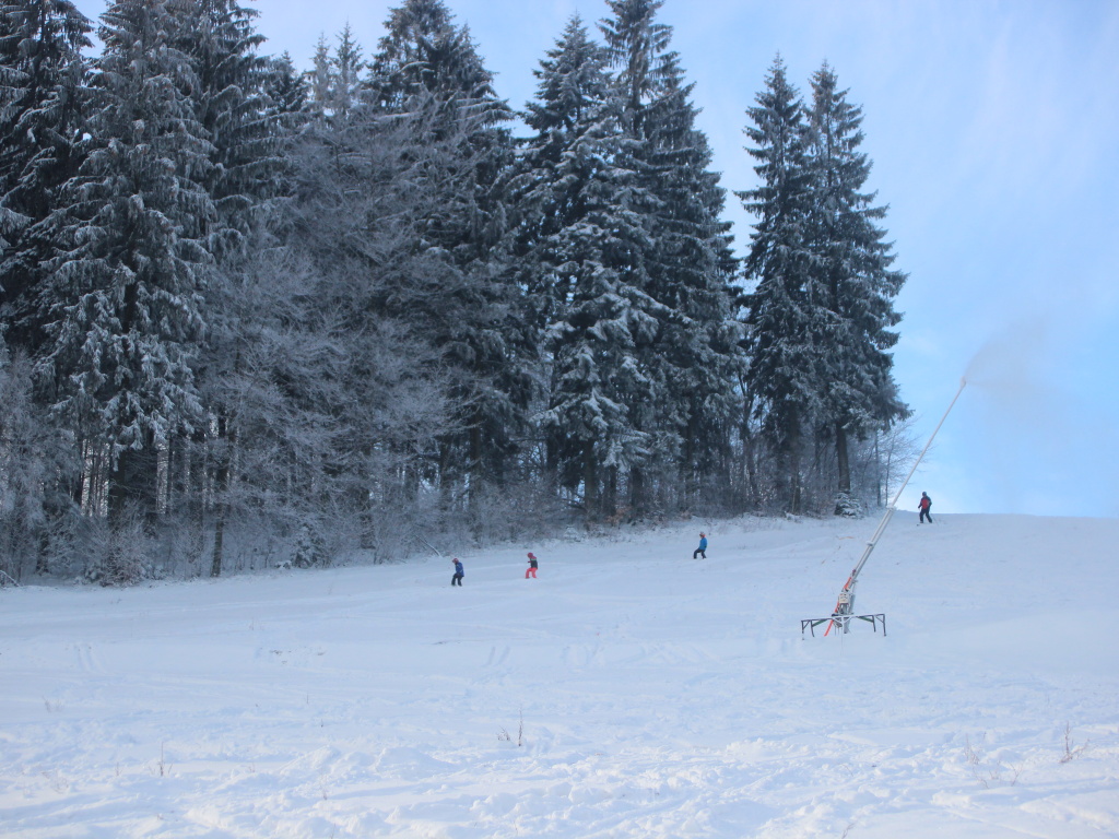 img00057.jpg