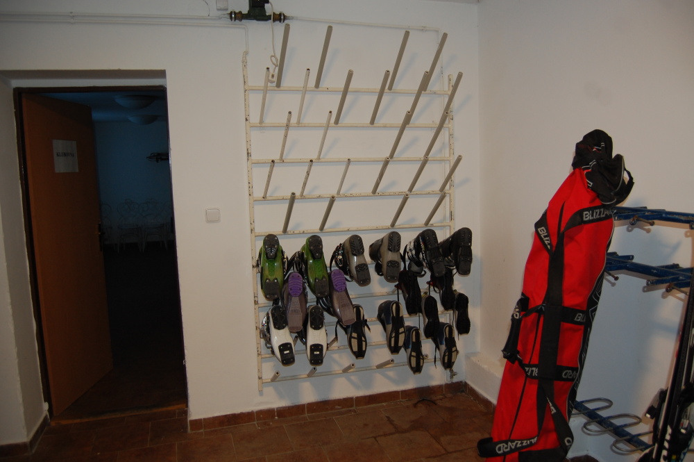 img00006.jpg