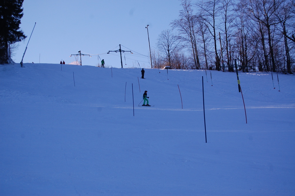 img00195.jpg