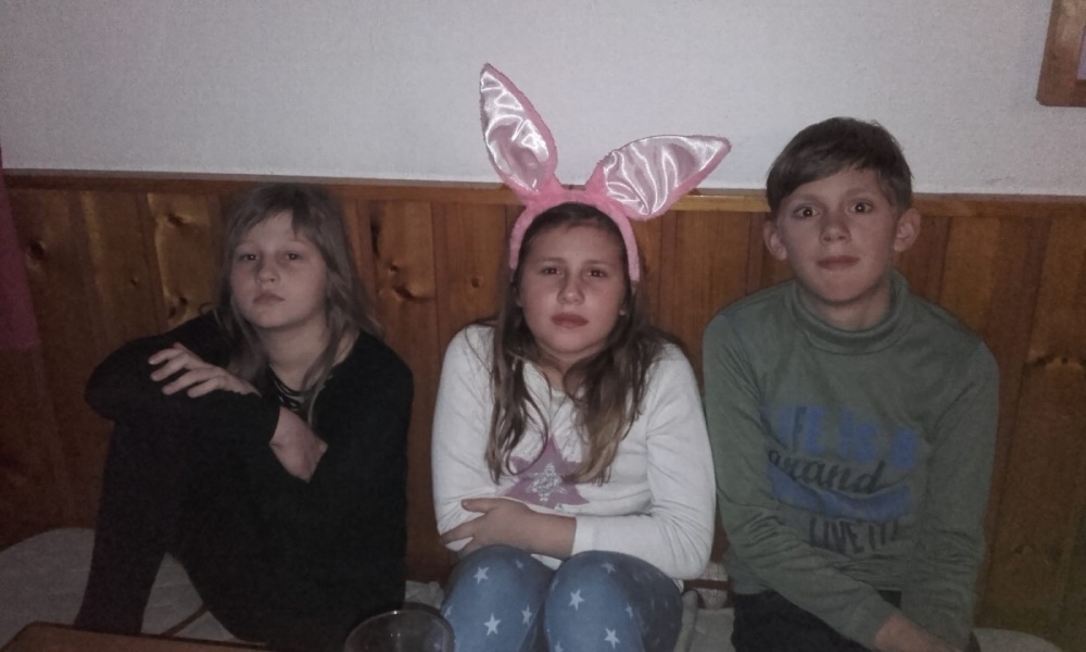 img00104.jpg