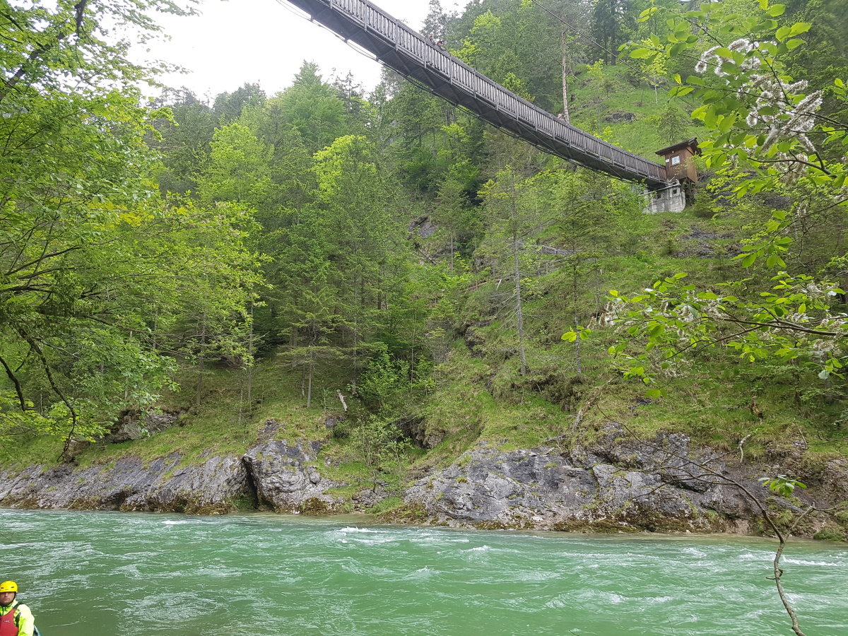 img00025.jpg
