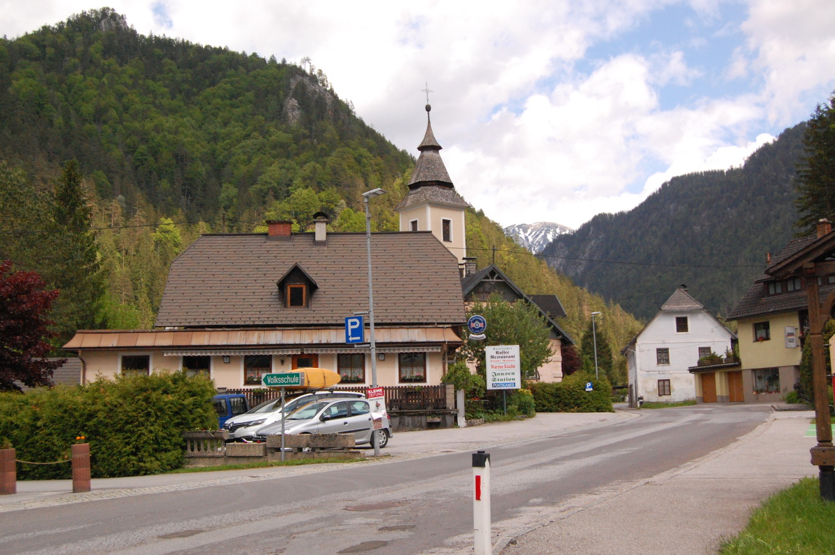 img00107.jpg